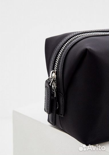 Косметичка karl lagerfeld оригинал