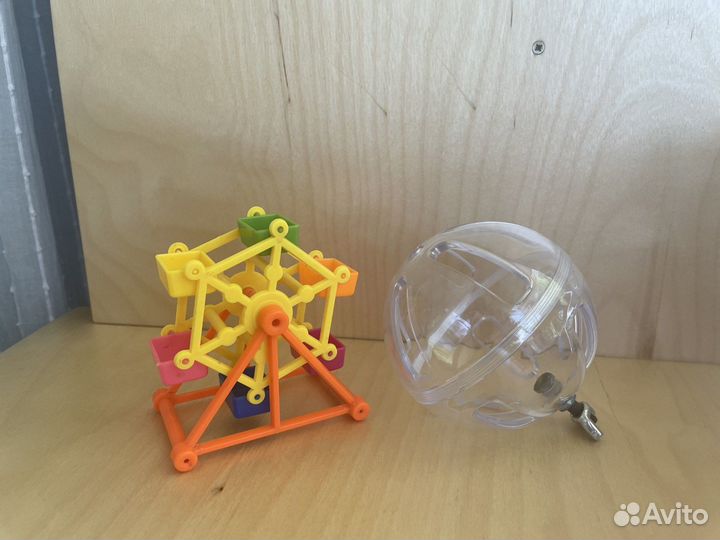 Карусель и шар (игрушки-кормушки для попугаев)