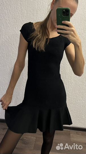 Бандажное платье guess в идеале