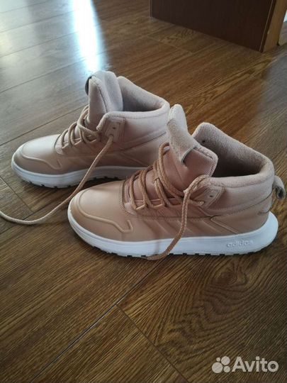 Кроссовки adidas