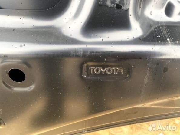 Капот Toyota RAV 4 CA 40