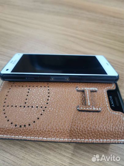Телефон Sony Z3 + C1905