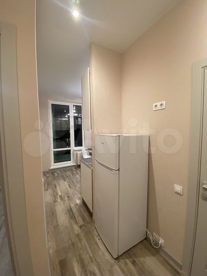 7-к. квартира, 33 м², 7/8 эт.