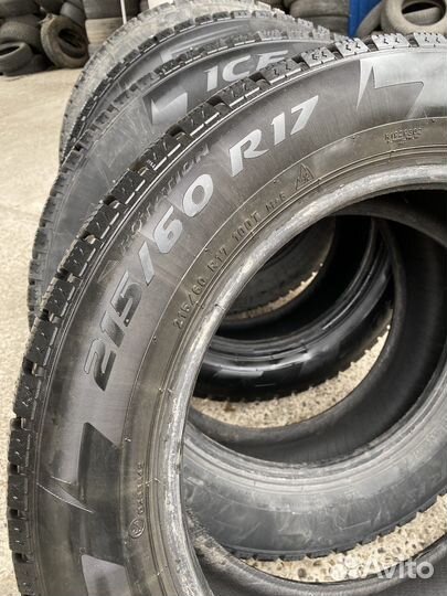 Pirelli Ice Zero 215/60 R17