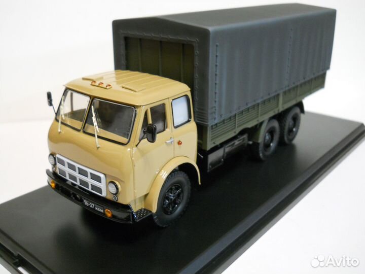 Модель автомобиля маз-514 1:43