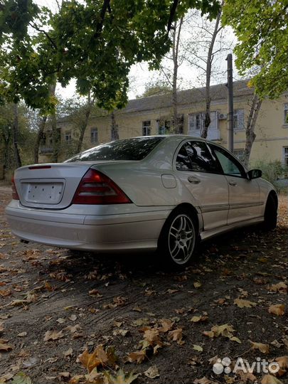 Mercedes-Benz C-класс 2.0 AT, 2001, 289 000 км