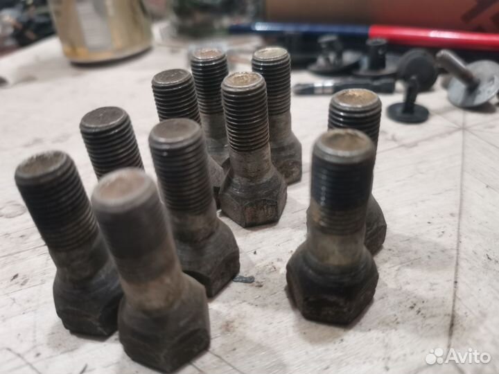 Болты колесные на ваз
