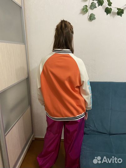 Бомбер женский