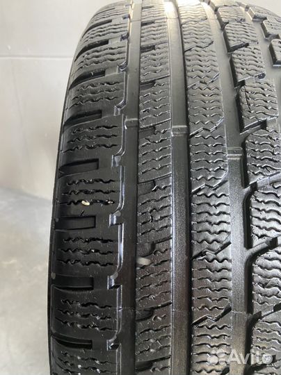 Kumho I'Zen KW27 215/55 R17 98V