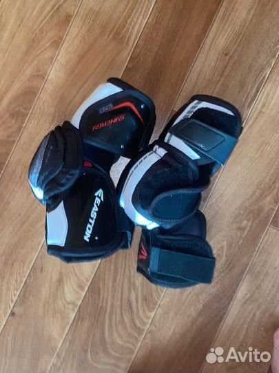 Хоккейная форма взрослая б/у