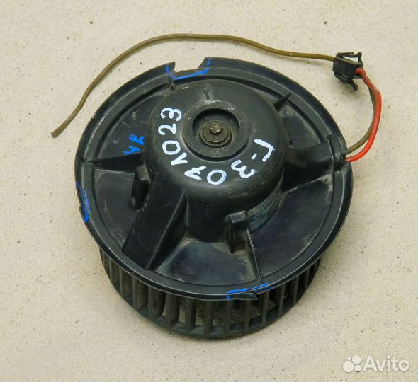 Моторчик печки VW Golf 3 / Vento (дефект)