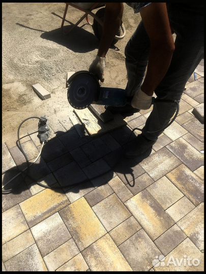 Тротуарная плитка, брусчатка, бордюры от 120 м2