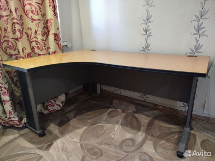 Офисная мебель бу столы