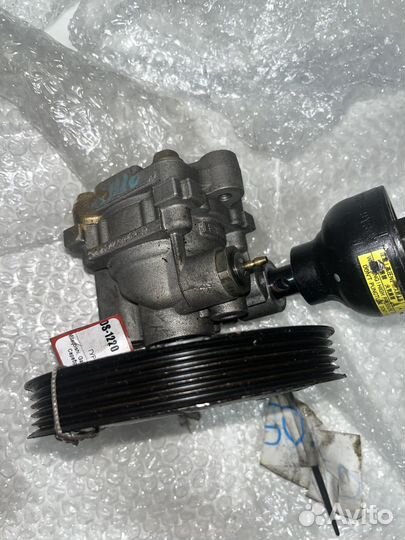 Насос гур 4g64 MN101533