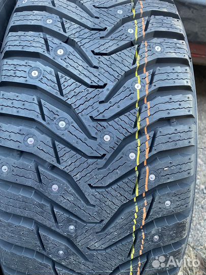 Marshal WinterCraft SUV Ice WS31 265/65 R17