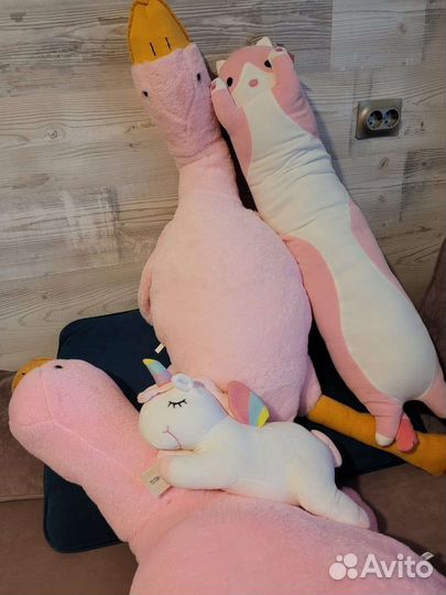 Гуси, стич, кот Батон, гусеница Хаги Ваги, кот