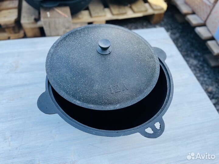 Казан чугунный 12 л с крышкой термокраска VIP