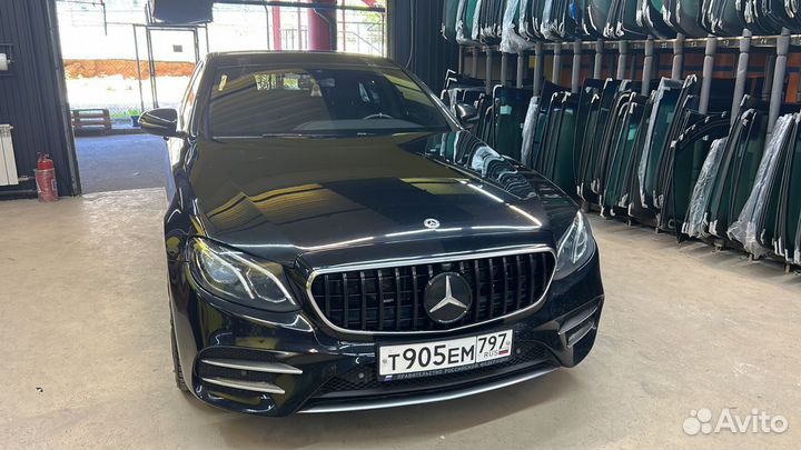 Лобовое стекло Mercedes w213