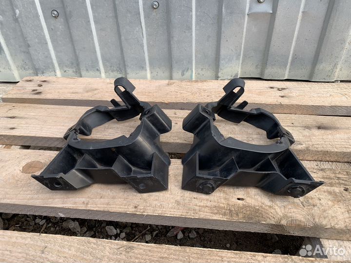 Кронштейны противотуманных фар Nissan Qashqai рест