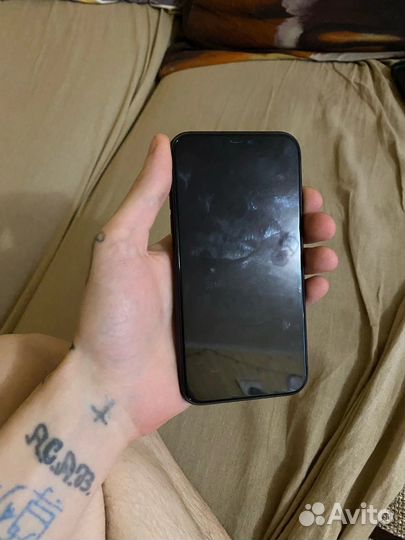 Мобильные телефоны бу iPhone 11