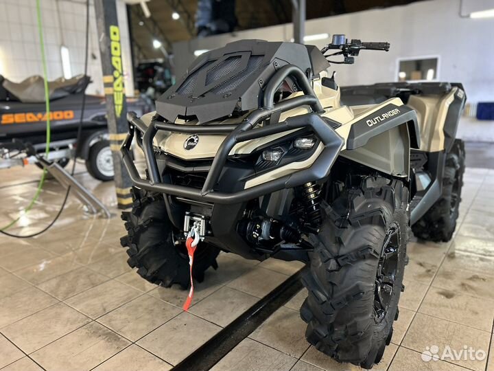 —BRP Outlander 1000R XMR 2023