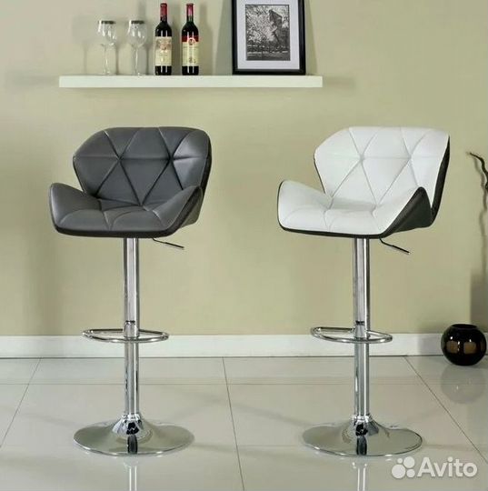 Стул для мастера педикюра, косметолога