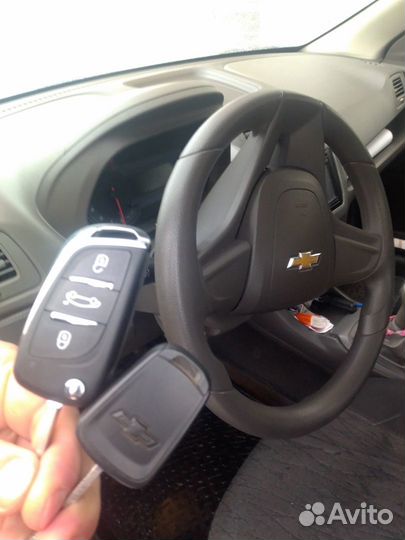 Вскрыть Открыть автомобиль, изготовление ключей