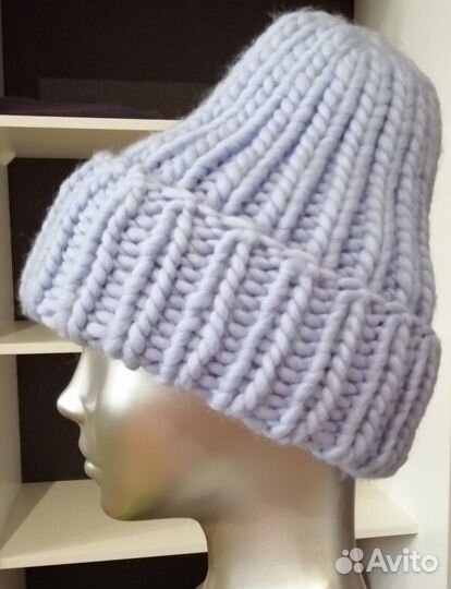 Шапка женская вязаная ручная работа