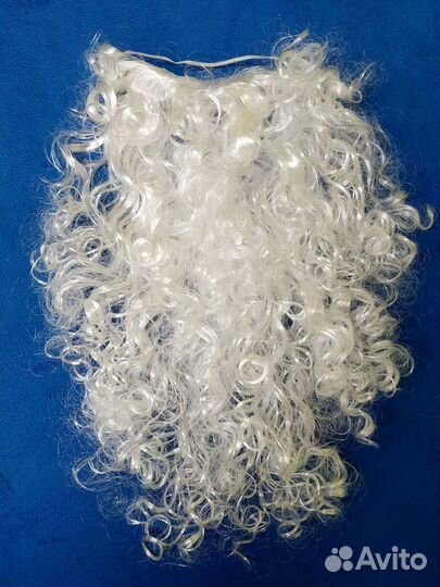 Борода кудрявая белого цвета 50 см