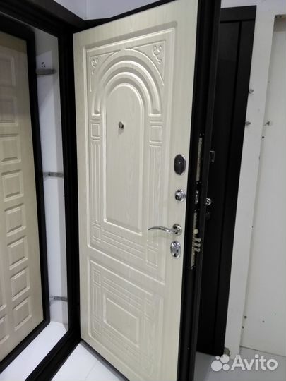 Дверь входная