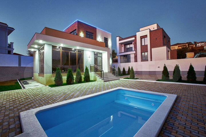 Дом 173 м² на участке 5 сот.