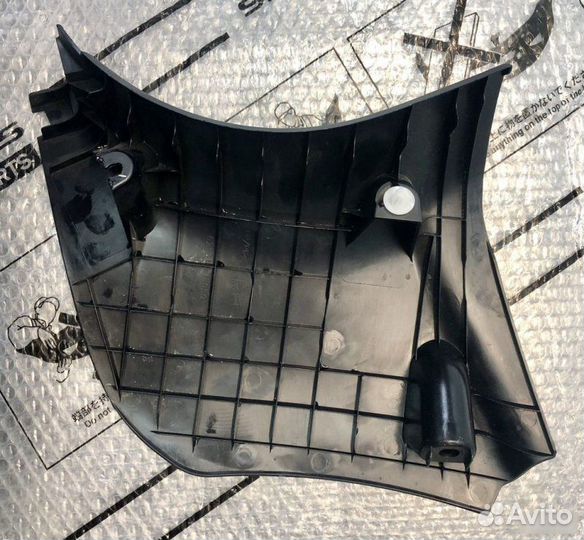 Накладка порога передняя правая Lexus Rx 3