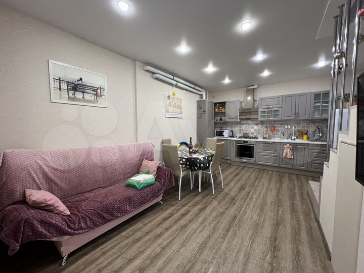 2-к. квартира, 65 м², 1/1 эт.