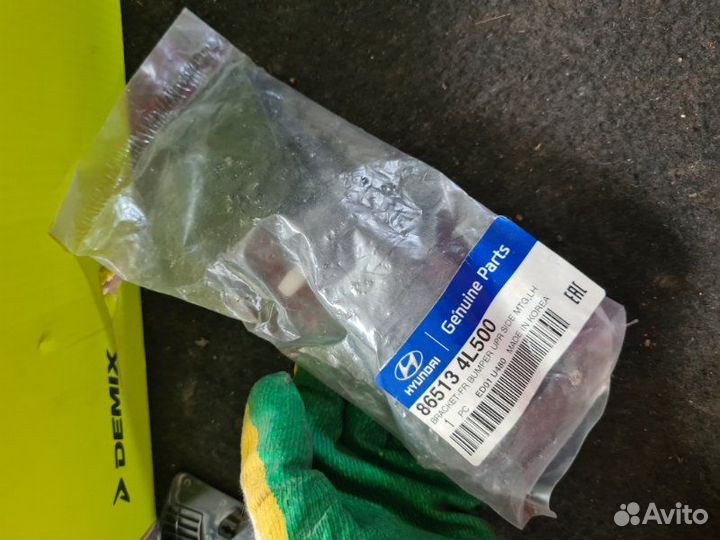 Крепление бампера переднее левое Hyundai Solaris 2