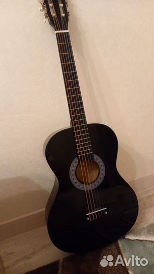 Гитара новая