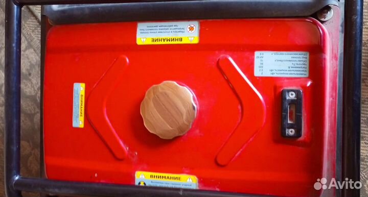 Генератор бензиновый elitech