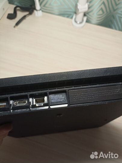 Sony playstation 4 PS4 slim 1tb