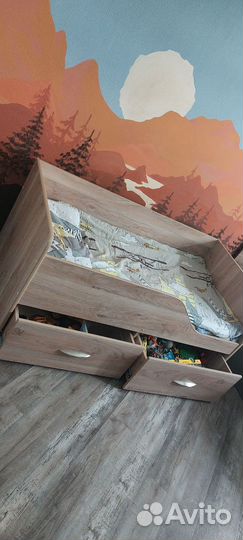Кровать детская с ящиками +матрас