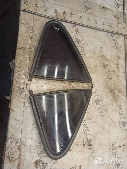 Стекло двери задней форточка Рeugеоt 406