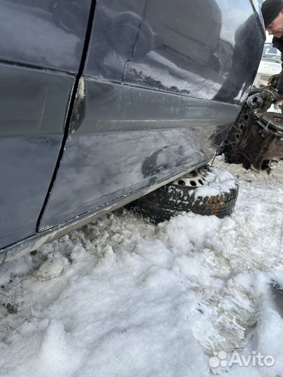 Передняя правая дверь Hyundai Getz