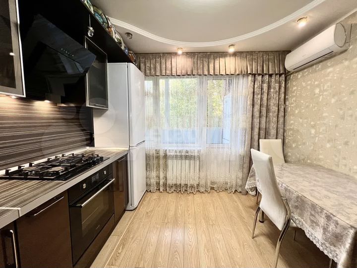 2-к. квартира, 52,8 м², 2/4 эт.