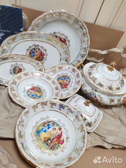 Набор столовой посуды новый