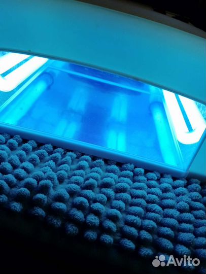 Лампа для ногтей