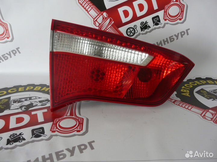 Фонарь задний внутренний левый Kia Rio