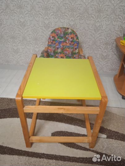 Детский стол и стул