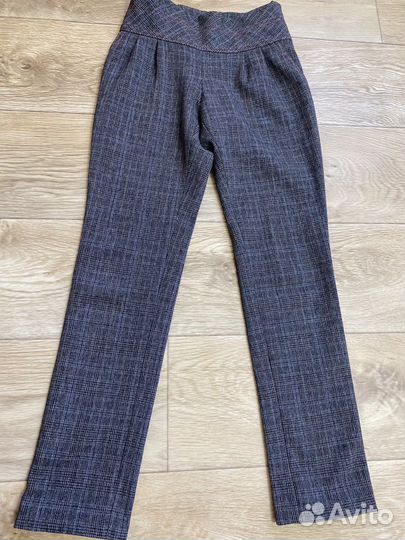 Серые школьные брюки для девочки 122