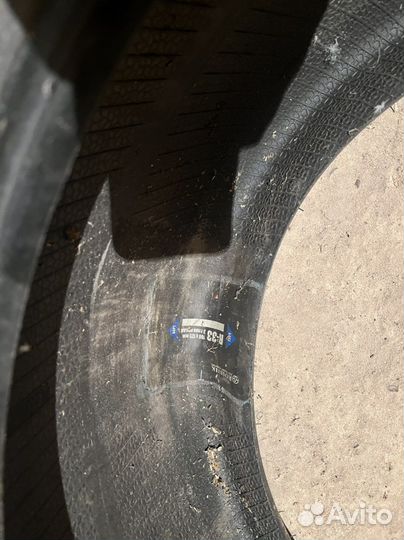 Rapid P609 255/35 R18