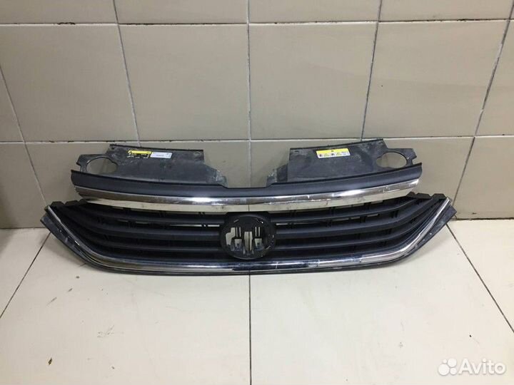 Решетка радиатора Volkswagen Polo