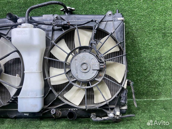 Радиатор основной honda insight ZE2 LDA 2009