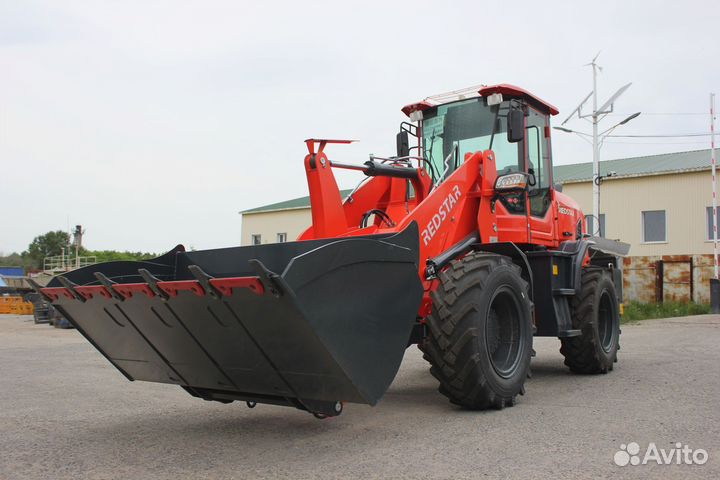 Фронтальный погрузчик Redstar 2400GT, 2023